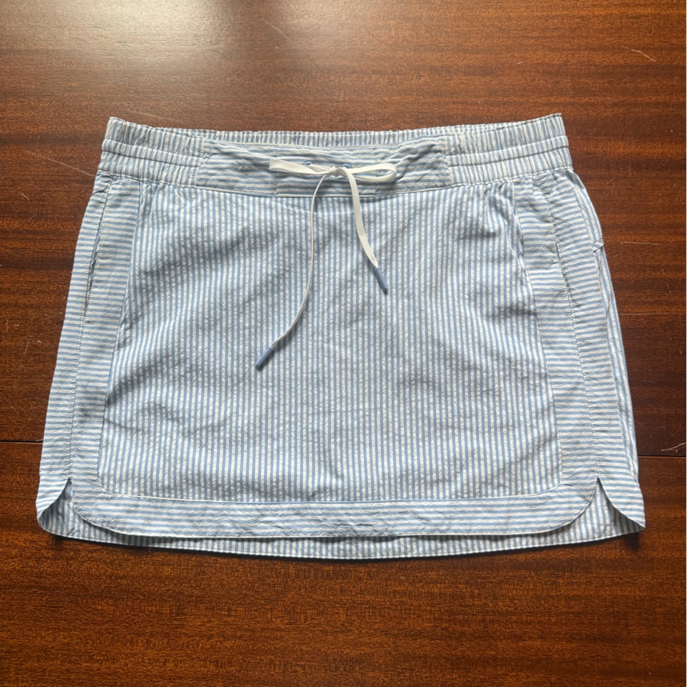 Vineyard Vines Performance Searsucker Mini Skirt-L